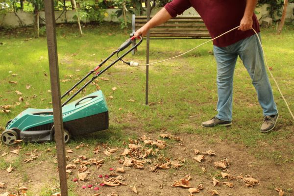 Leaves Mowing in Upper Marlboro